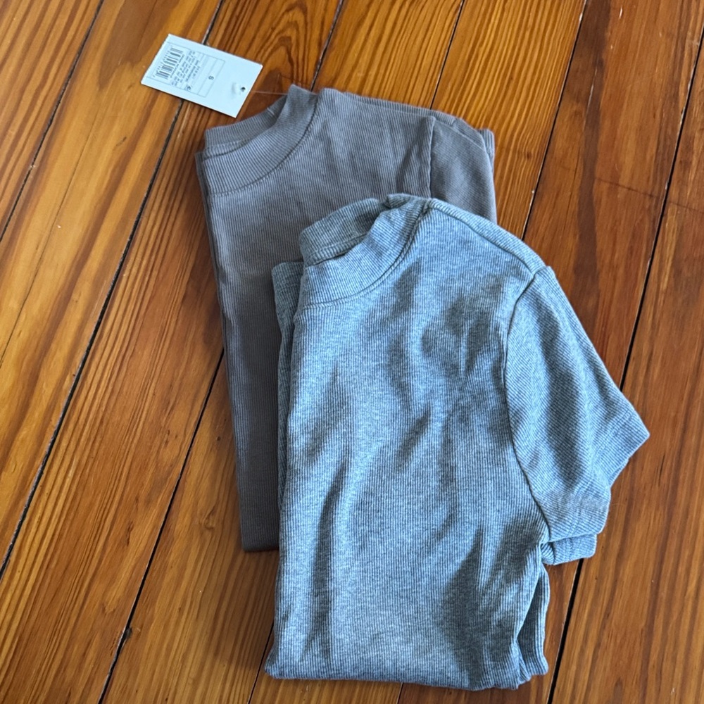 A new day ribbed tee